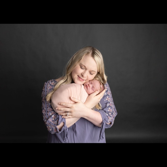 Meet your Posher, Kaitlyn - Picture 1 of 7